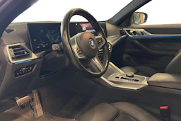 harmaa BMW i4 2023 kuva 3.