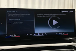 musta BMW i4 2023 kuva 20.