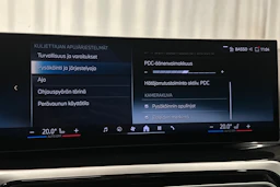 musta BMW i4 2023 kuva 23.