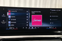 musta BMW i4 2023 kuva 29.