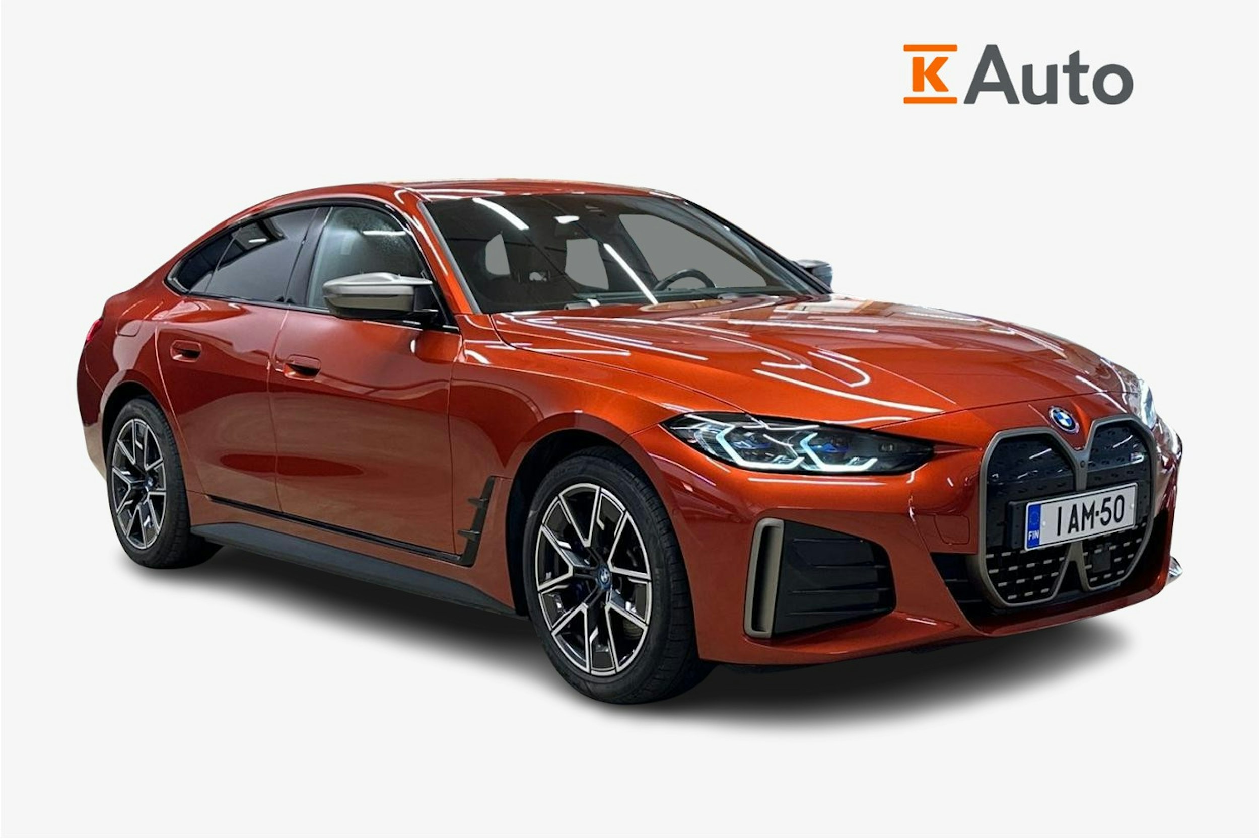 oranssi BMW i4 2023 kuva 1.