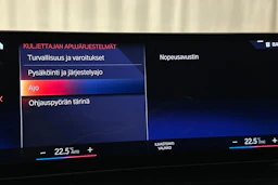 musta BMW i4 2023 kuva 30.