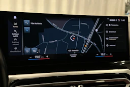 musta BMW i4 2023 kuva 24.