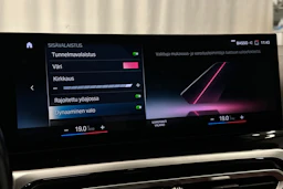 musta BMW i4 2023 kuva 25.