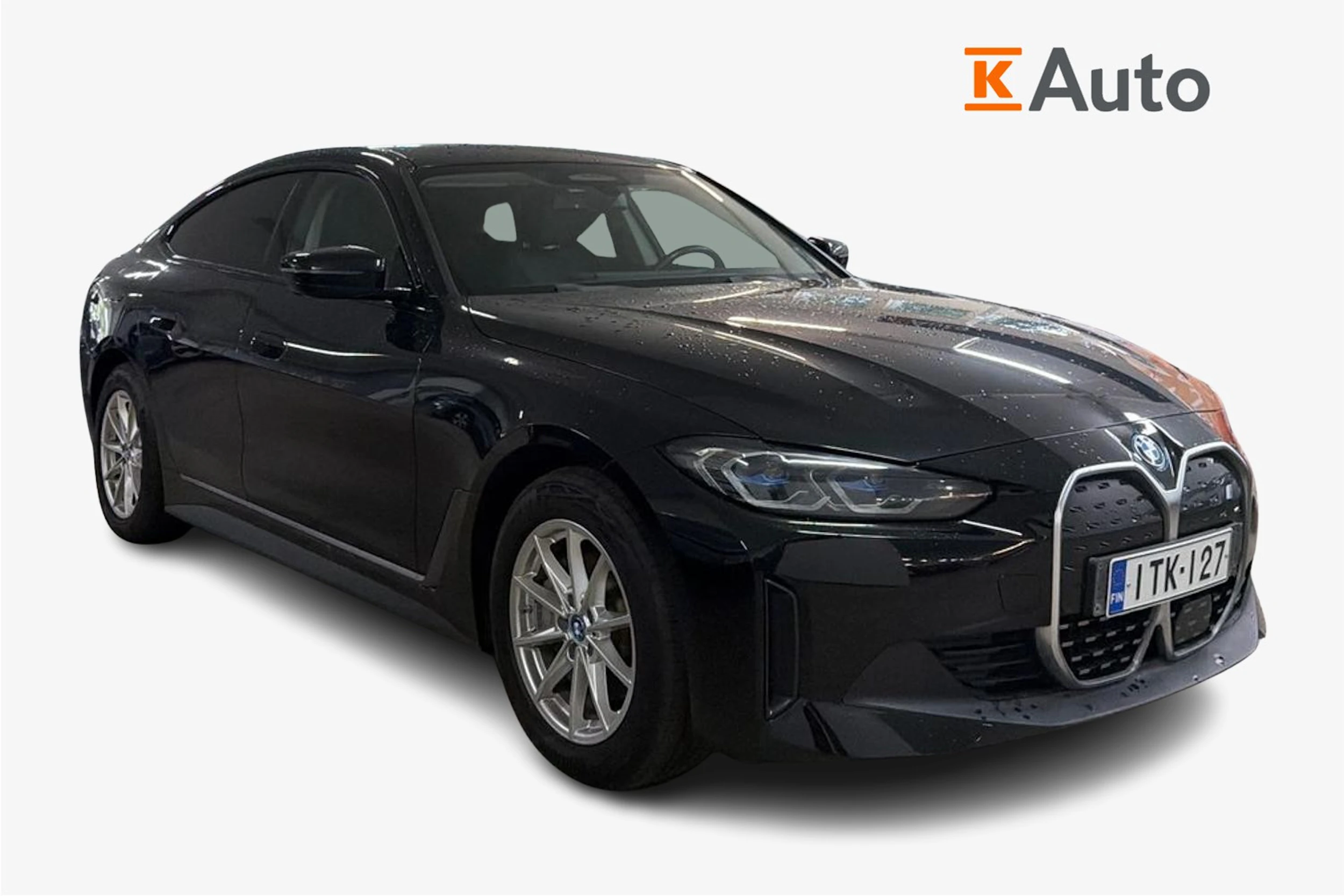 musta BMW i4 2024 kuva 1.