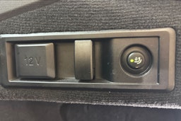 valkoinen BMW i4 M50 2023 kuva 14.