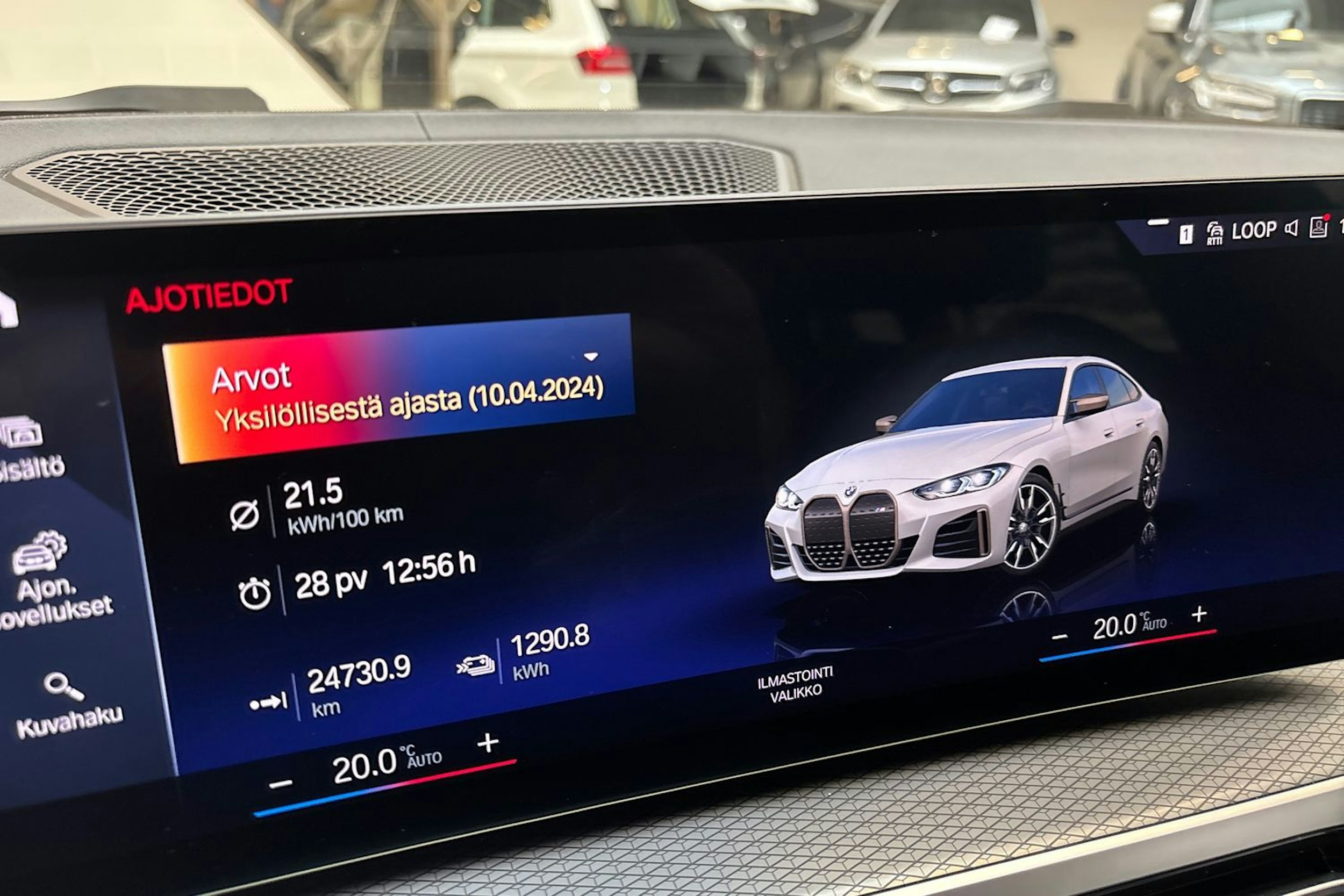 valkoinen BMW i4 M50 2023 kuva 36.