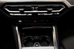 valkoinen BMW i4 M50 2023 kuva 38.