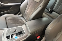 valkoinen BMW i4 M50 2023 kuva 41.