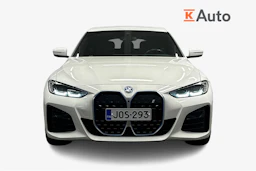 valkoinen BMW i4 2023 kuva 5.
