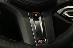 valkoinen BMW i4 2023 kuva 23.