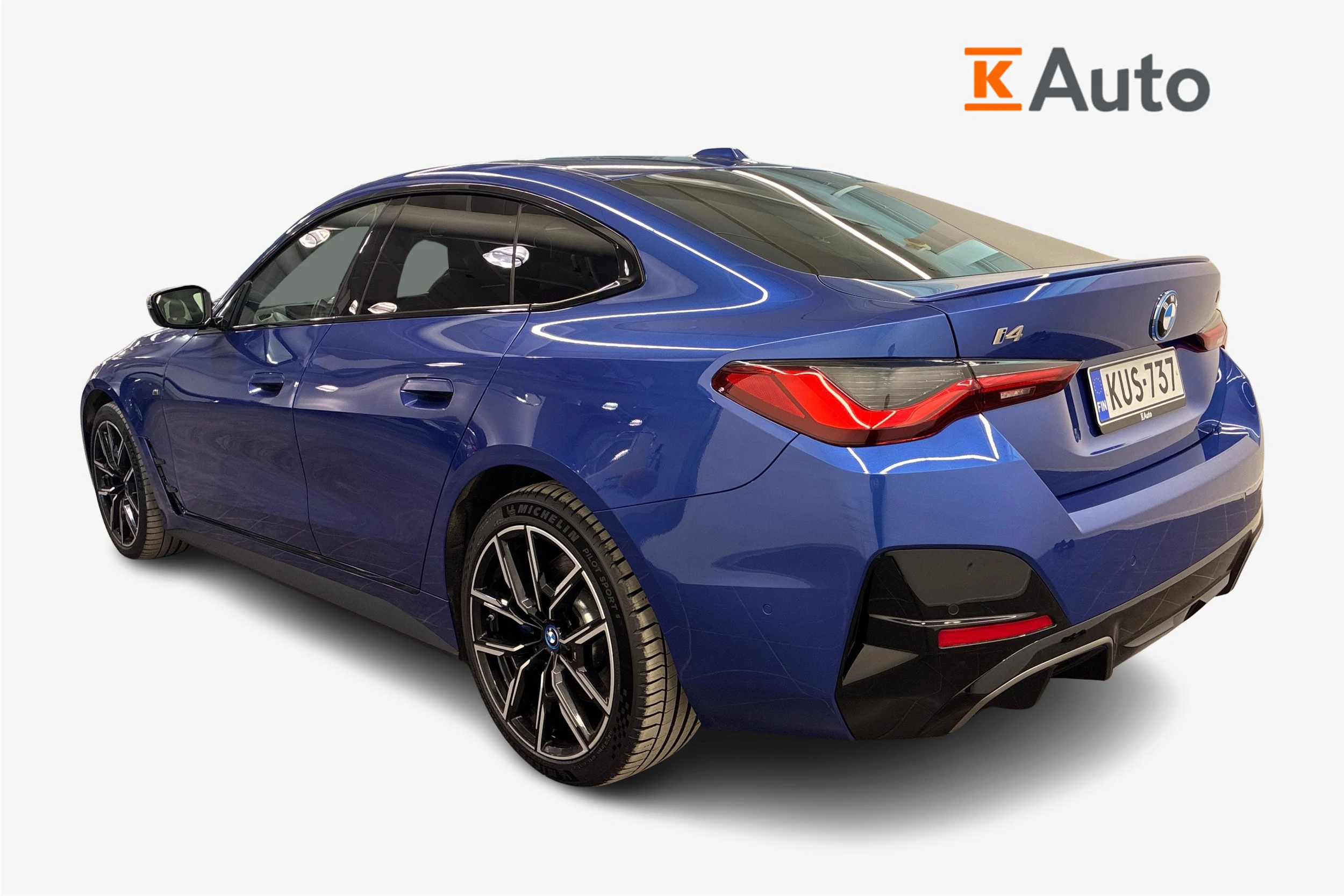 Sininen BMW i4 M50 2023 kuva 2.