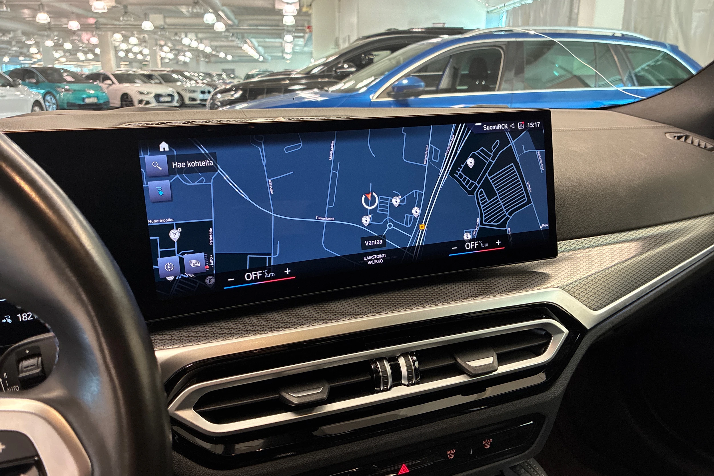 Sininen BMW i4 M50 2023 kuva 16.