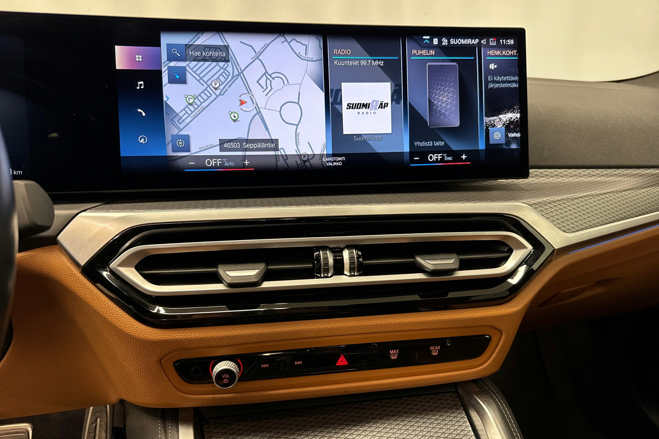 musta BMW i4 M50 2023 kuva 22.