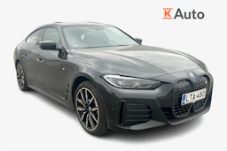 musta BMW i4 2023 kuva 1.