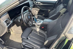 vihreä BMW i4 2023 kuva 3.