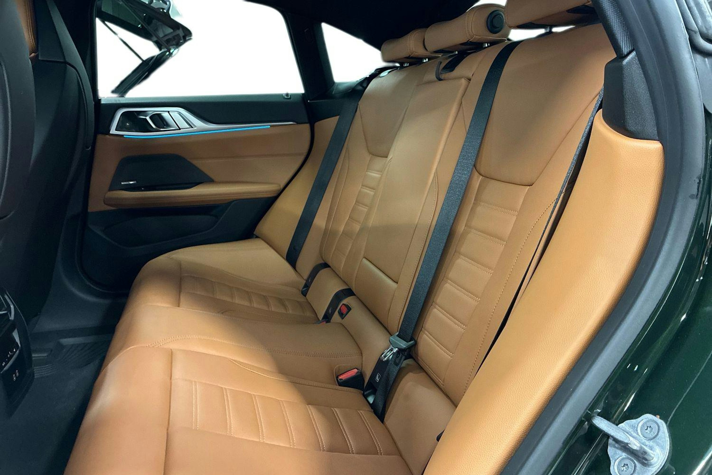 Vihreä BMW i4 2023 kuva 10.