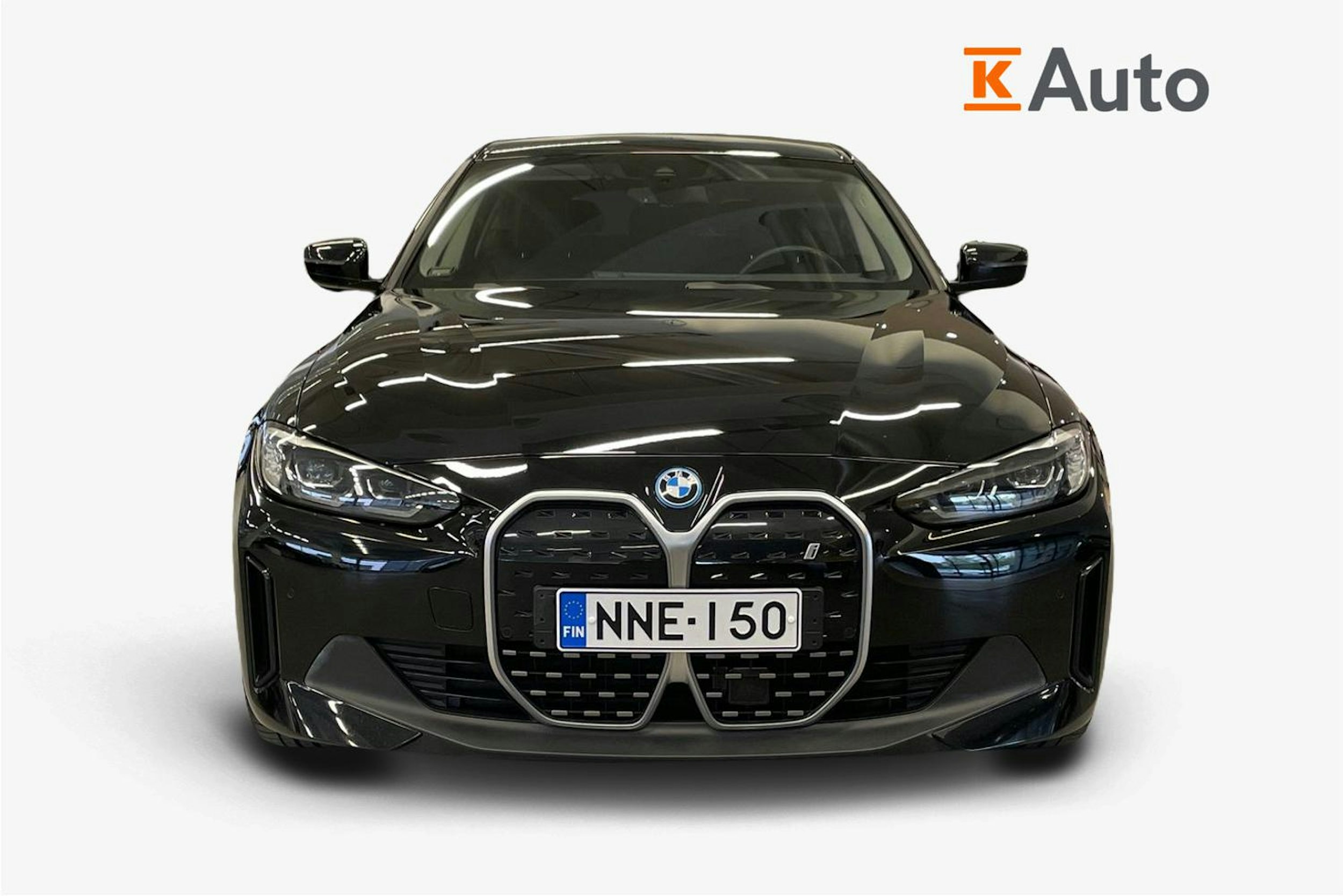 Musta BMW i4 2023 kuva 5.