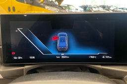 Musta BMW i4 2023 kuva 14.