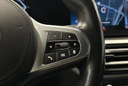 harmaa BMW i4 2023 kuva 22.