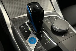 harmaa BMW i4 2023 kuva 34.