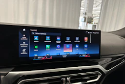 musta BMW i4 2023 kuva 22.