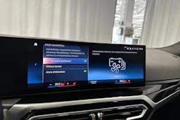 musta BMW i4 2023 kuva 23.