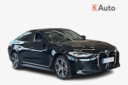 musta BMW i4 2023 kuva 1.