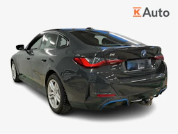 harmaa BMW i4 2023 kuva 2.