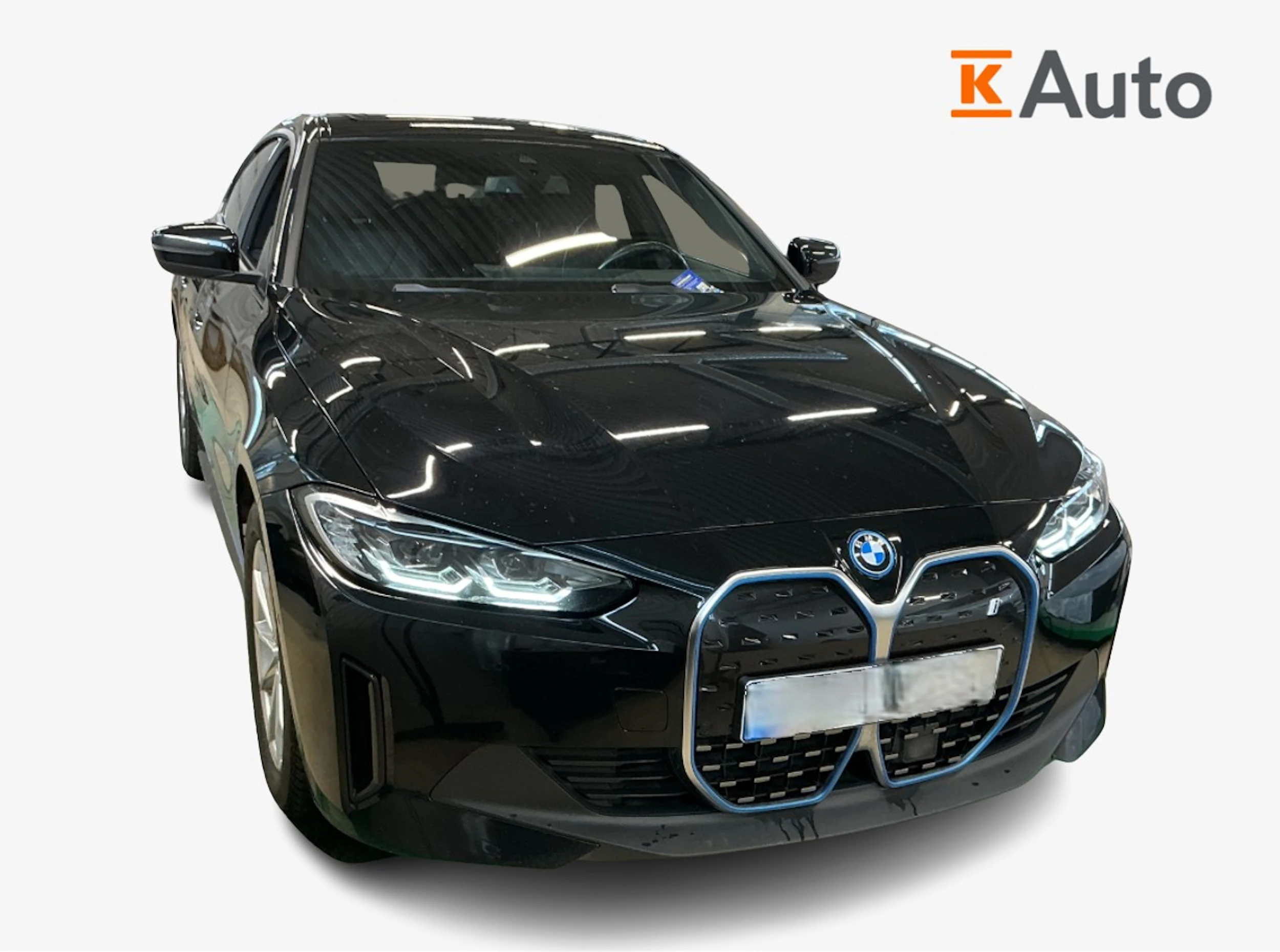 musta BMW i4 2023 kuva 1.