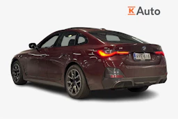 punainen BMW i4 2023 kuva 2.