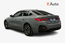 harmaa BMW i4 2023 kuva 2.