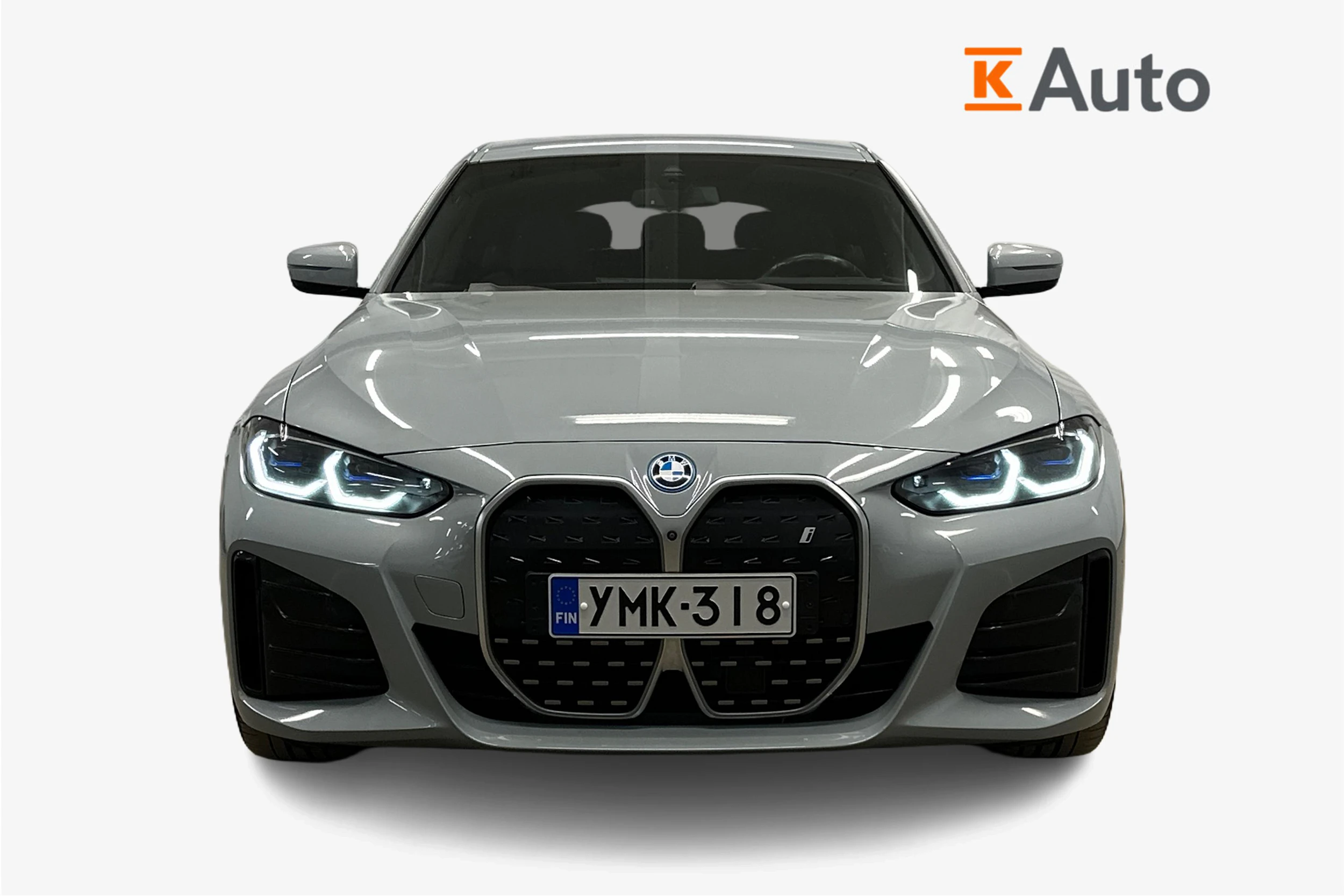 harmaa BMW i4 2023 kuva 4.