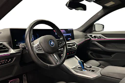 harmaa BMW i4 2023 kuva 6.