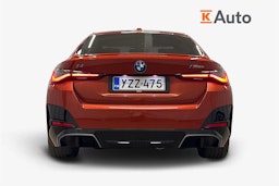 oranssi BMW i4 2023 kuva 3.