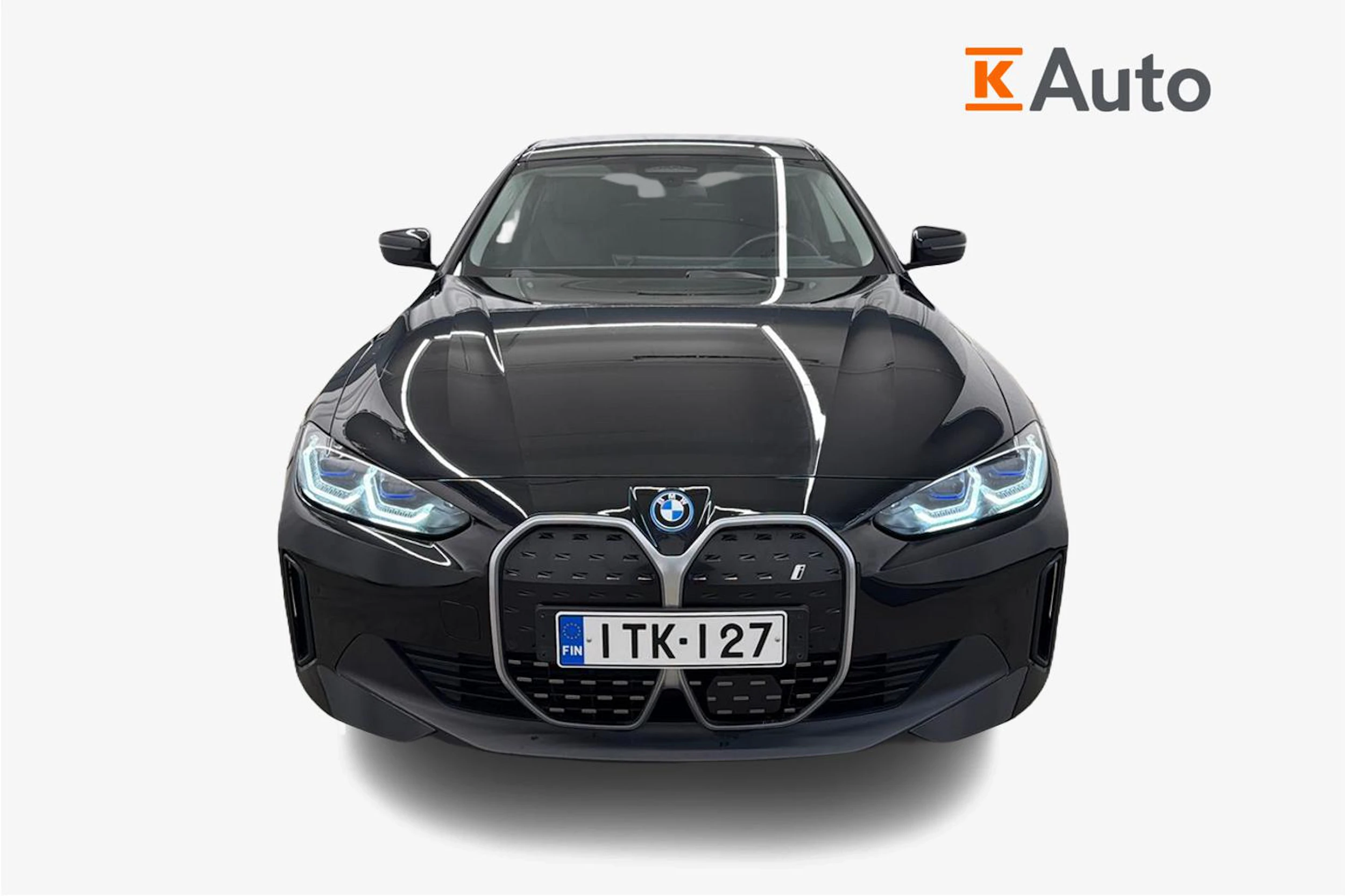 musta BMW i4 2024 kuva 4.