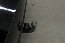 musta BMW i4 2024 kuva 14.