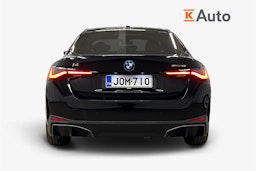 musta BMW i4 2024 kuva 3.