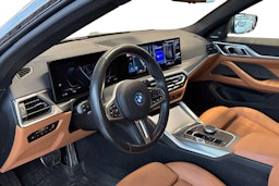 harmaa BMW i4 2024 kuva 3.