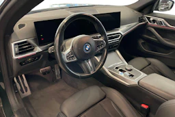 vihreä BMW i4 2024 kuva 3.