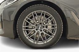 harmaa BMW i4 2024 kuva 11.