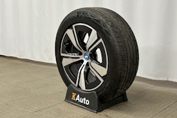 harmaa BMW i4 2024 kuva 13.