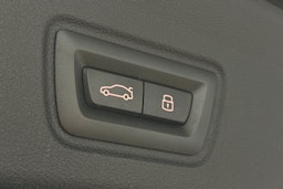 harmaa BMW i4 2024 kuva 15.