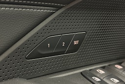 harmaa BMW i4 2024 kuva 20.