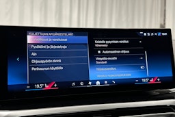 harmaa BMW i4 2024 kuva 27.