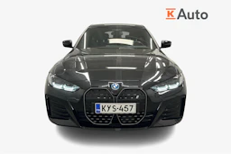 musta BMW i4 2024 kuva 5.