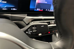 musta BMW i4 2024 kuva 20.