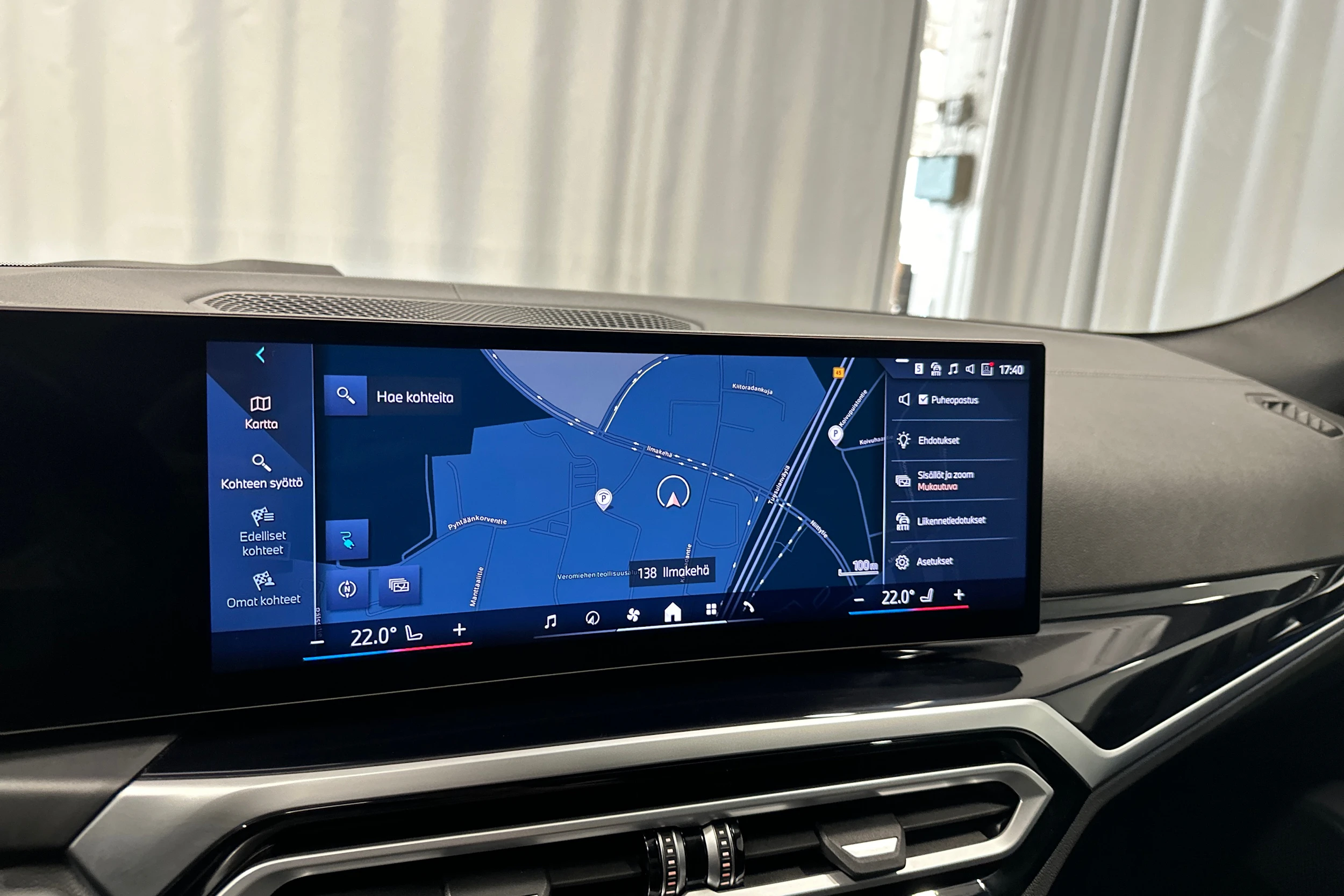 musta BMW i4 2024 kuva 27.