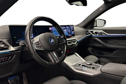 valkoinen BMW i4 2024 kuva 6.