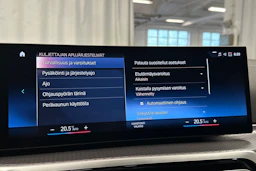 valkoinen BMW i4 2024 kuva 25.